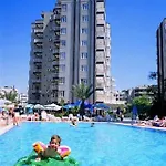 Margarita Ξενοδοχείο με διαμερίσματα 3*