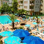 מלון דירות Margarita 3*